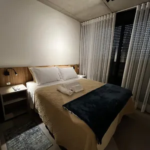 Estudio Novo, Com Garagem, Em Otima Localizacao! , Porto Alegre Brasil